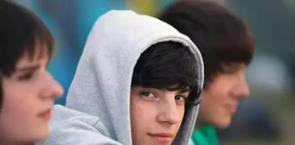 Ergenlikte Yetişkinliğe Ara Yolda İlk Adım