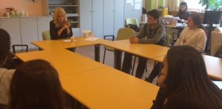 Lise Öğrencilerimiz Sosyal Medya Danışmanı Zeynep Gabralı ile Buluştu