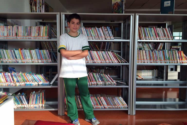 Ortaokul Öğrencimiz “Rüzgargülleri Yorulmasın” ile İlçe İkincisi