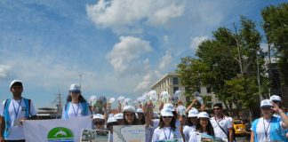 Lise Öğrencilerimiz Kıyı Temizliği Yaptı