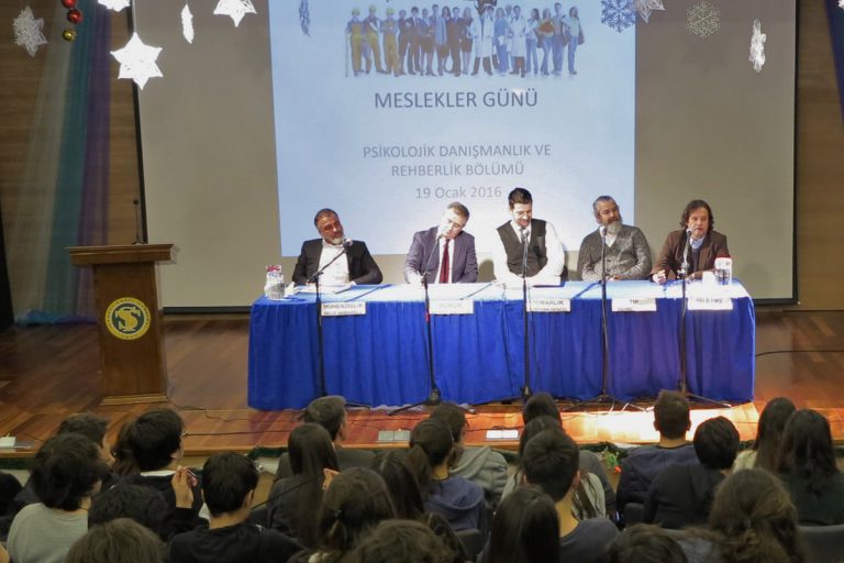 Terakki'de Meslekler Günü