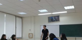 Lise Öğrencilerimizin İngilizce Münazara Ligi