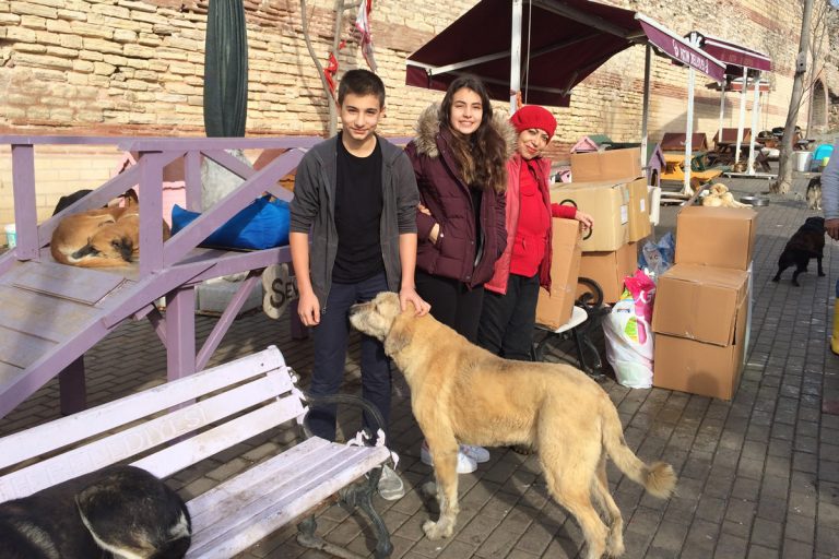 Yaşamak Güzeldir, Yaşatmak daha da Güzeldir