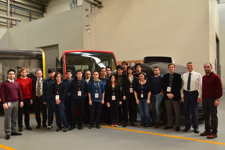 Terakkili Genç Mühendisler Hexagon Studio’daydı