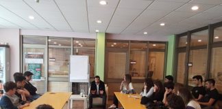 Lise Öğrencilerimiz Girişimci ve Ekonomi Yazarı Burak Ünaldı’yla Buluştu