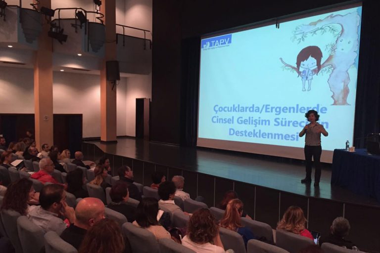 Çocuklarda/Ergenlerde Cinsel Gelişim Sürecinin Desteklenmesi