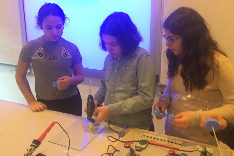 Terakkililerden STEM Uygulaması: Enerji Dönüşümlü Araçlar