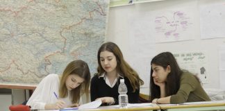 Terakkililer Slovenya’da Uluslararası Münazara Turnuvasındaydı