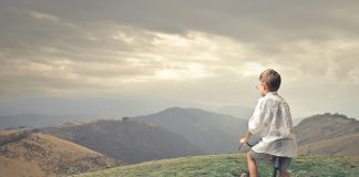 Çocuklarımız Kendi Yollarında Yürüsünler