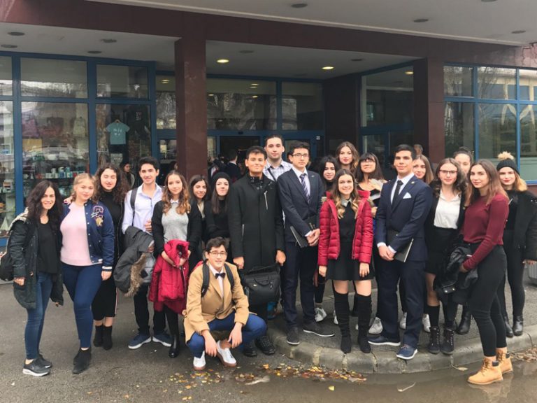 Terakkili Gençler Hırvatistan’da Uluslararası Münazara Yarışmasına Katıldı