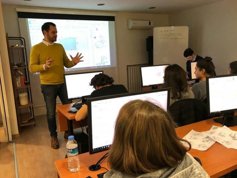 Geleceğin Mühendisleri Terakkililer SolidWorks Eğitimi Alıyor