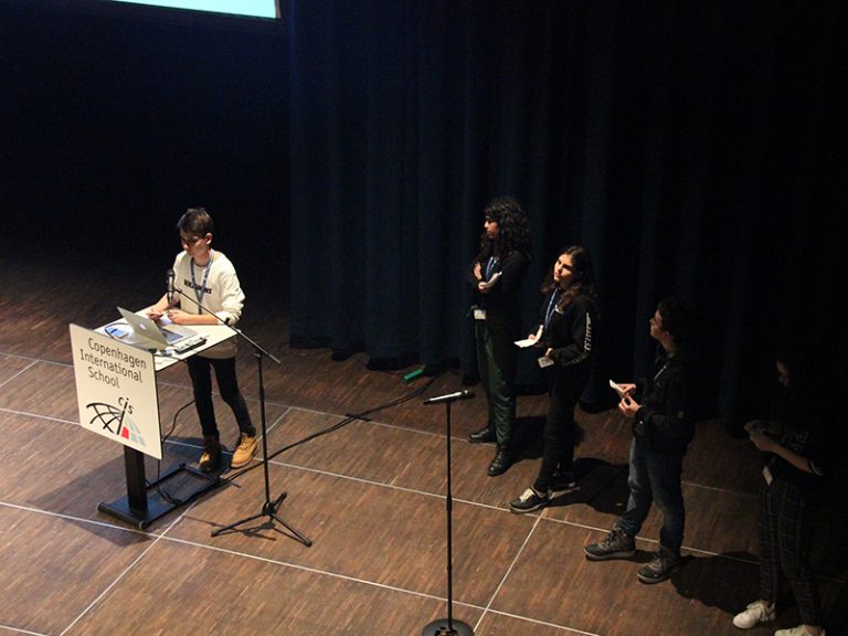 Terakkililer Danimarka’da “İnsan Hakları” ve “Ayrımcılık” Üzerine Sunum Yaptı