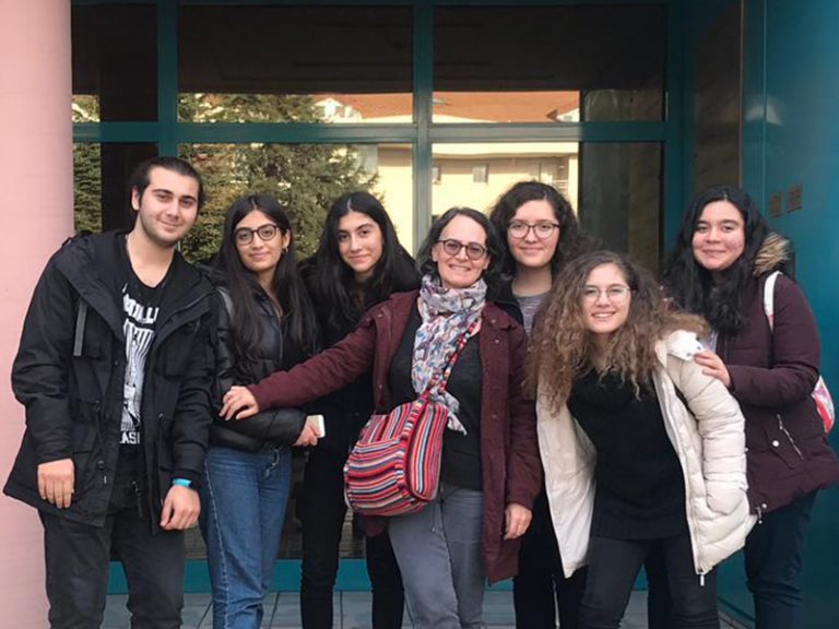 Terakkili Gençler Sağlık Hakkının Felsefe Temellerini Tartıştı