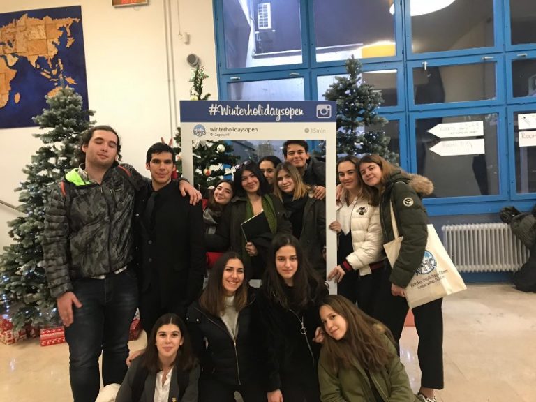 Terakki ESU Kulubü Öğrencilerimiz Uluslararası Münazara Konferansındaydı