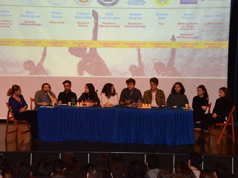 Terakkili Mezunlar “Üniversiteli Olmak” Paneli Gerçekleştirdi