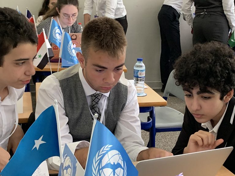 Genel Kurula Seçilen En İyi Dört Yasa Tasarısından Üçü Terakki’den