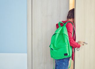 O Kapıdan İçeri Mutlulukla, Umutla Adım Atsınlar