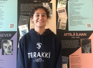 Öğrencimize “Geldikleri Gibi Gittiler” Şiiriyle İlçe İkinciliği