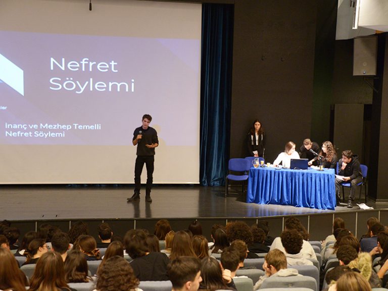 Terakkililer Medyada Nefret Söylemini Ele Aldı