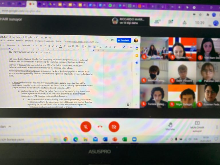 Terakkili Delegeler MilanMUN Konferansına Katıldı