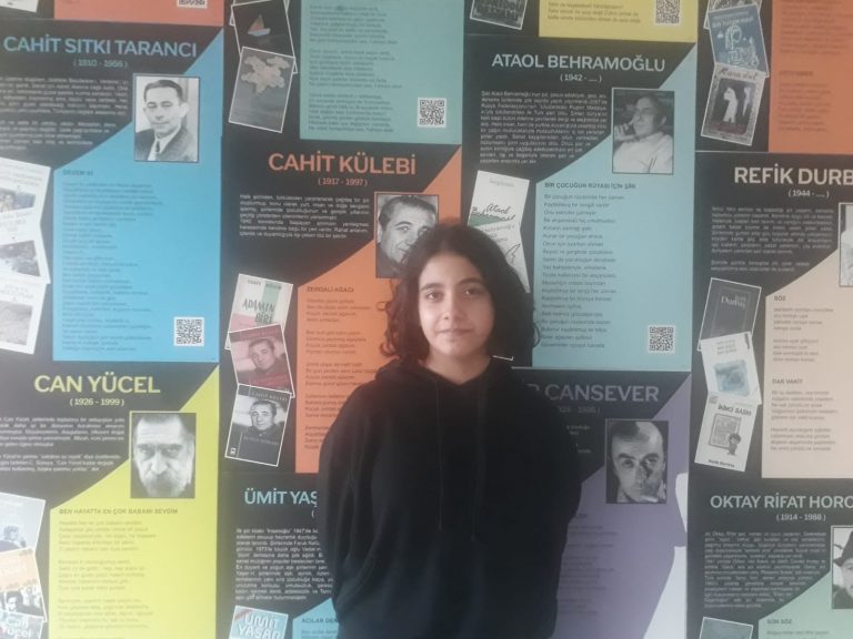 Öğrencimiz “Eğer Mümkünse” Şiiriyle İstanbul 2.si Oldu