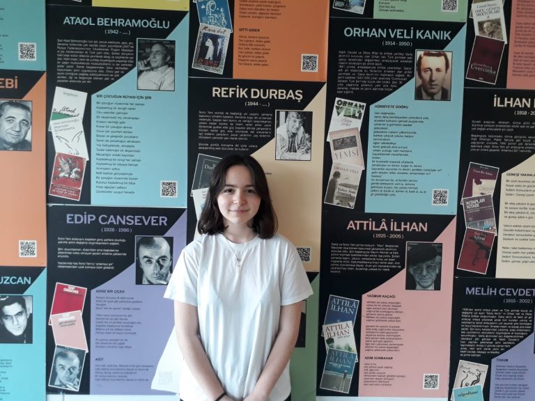 Öğrencimize “Haklarımla Çocuğum” Kompozisyon Yarışmasında İkincilik