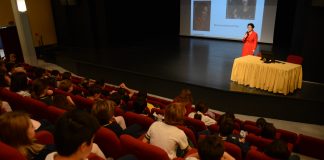 Öğrencilerimiz İlk Yıllar Programı (PYP) Sergisine Hazırlanıyor