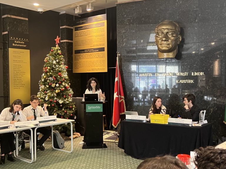 En Seçkin ve En İyi Delegeler Ödülleri Terakki’nin