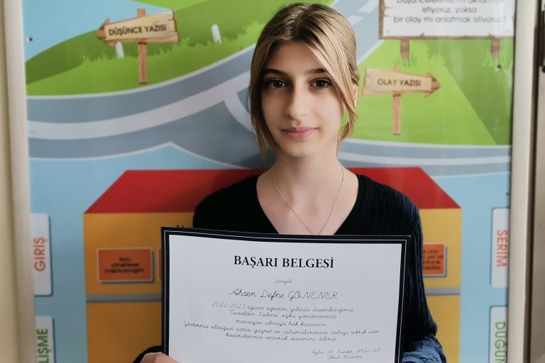 Öğrencimize “Kuşlar” Öyküsüyle Mansiyon Ödülü