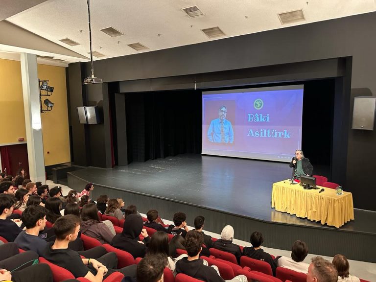 Lise Öğrencilerimiz Prof. Dr. Baki Asiltürk’le Buluştu