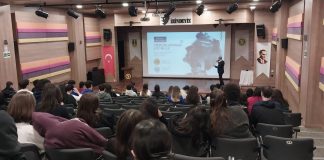 Kariyer Günü Etkinlikleri Kapsamında Üniversitelerin Bursluluk Tanıtımları Gerçekleştirildi