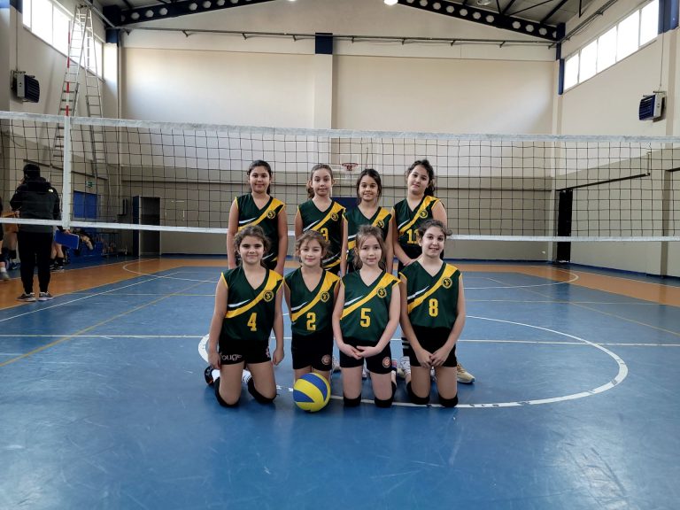 Minik Kız Voleybol Takımımızdan İlçe Birinciliği