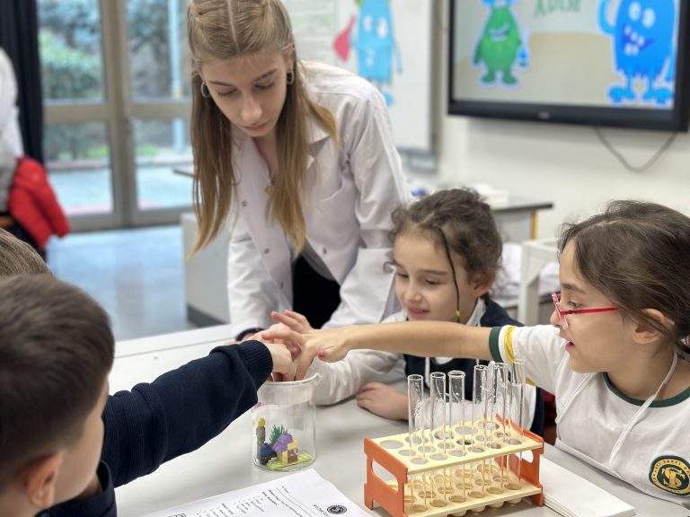 Terakkili Miniklerin Bilime İlk Adımı