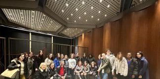 11. Sınıf Öğrencilerimiz, “Seksen Günde Devr-i Alem” Oyununu Seyretti