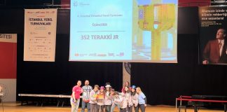 Robotik Takımlarımıza First Lego League Turnuvasında İki Ödül