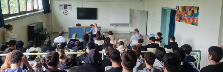 Kariyer Günleri Devam Ediyor, Meslek Tanıtımları: Uluslararası Ticaret
