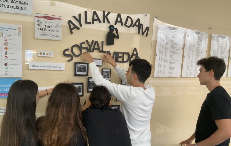 ‘‘Aylak Adam’’ Sosyal Medyada