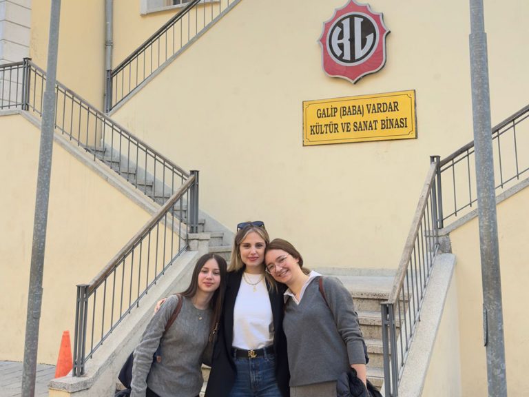 Münazara Kulübü Öğrencilerimiz Parlamenter Münazara Yarışmasındaydı