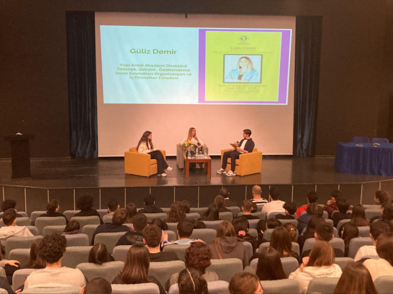 Öğrencilerimiz Yapı Kredi Akademi Direktörü Güliz Demir ile Buluştu