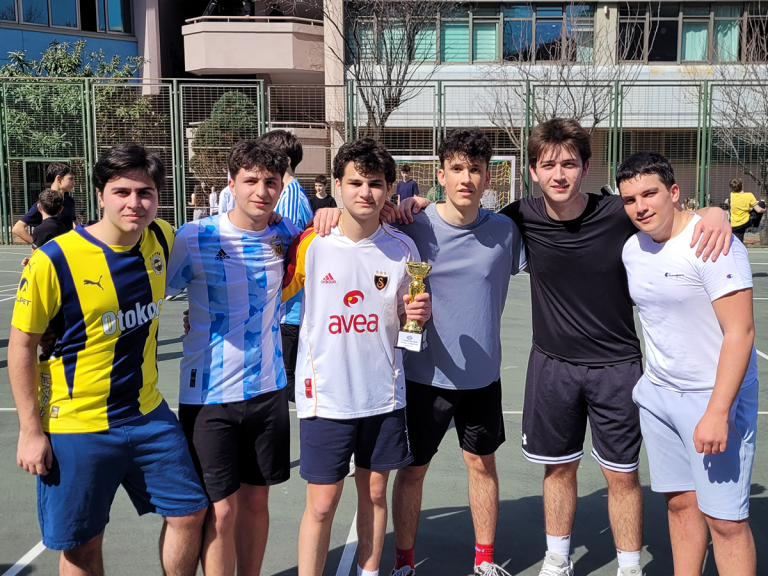 11. Sınıflar Arası Futbol Turnuvası Sona Erdi