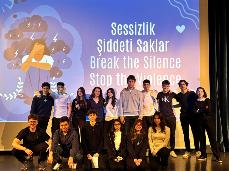 “Sevgi Sınır Tanır”: Öğrencilerimiz Atölye Çalışması ve Sunumdaydı