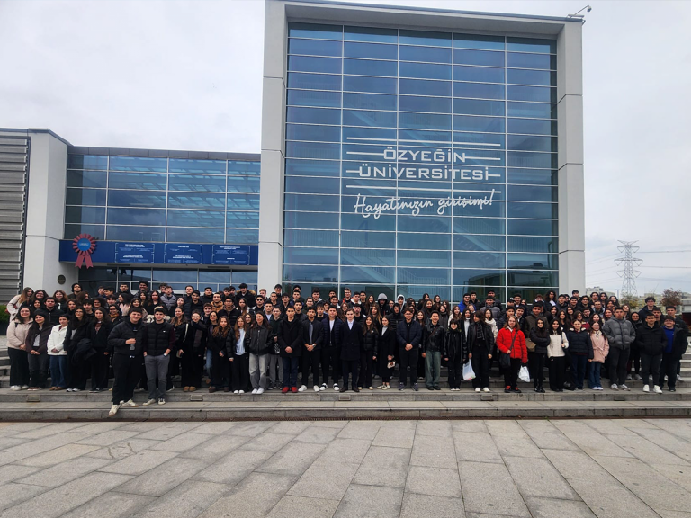 29. Kariyer Günleri: Özyeğin Üniversitesi Gezisi