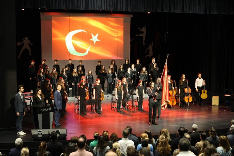 Terakki’de 19 Mayıs Atatürk’ü Anma, Gençlik ve Spor Bayramı Coşkusu