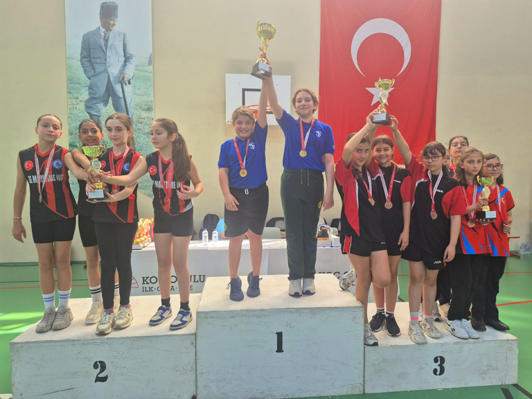 Yıldız Erkek, Küçük Kız ve Erkek Masa Tenisi Takımlarımızın Başarıları
