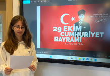 Lise Öğrencilerimiz “Parlayan Yıldızdır Cumhuriyet” Etkinliğindeydi