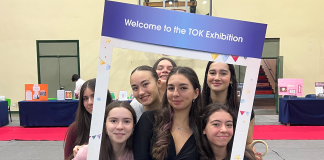 IB Öğrencilerimiz “TOK Exhibition” Çalışmalarını Sergiledi