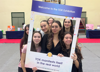 IB Öğrencilerimiz “TOK Exhibition” Çalışmalarını Sergiledi