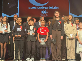 29 Ekim Cumhuriyet Bayramı Kompozisyon Yarışması: Öğrencimiz Ödülünü Aldı