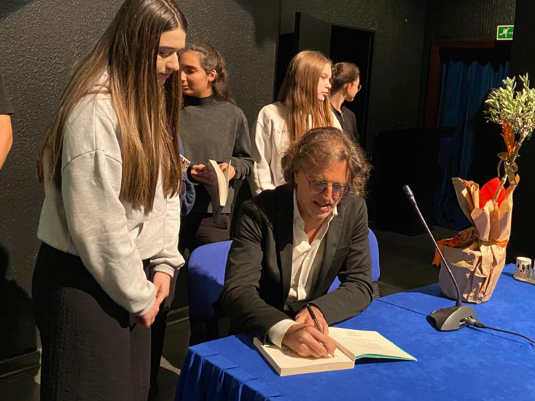 Tolga Gümüşay ile “Fotoğraflardan Öyküye” Söyleşisi