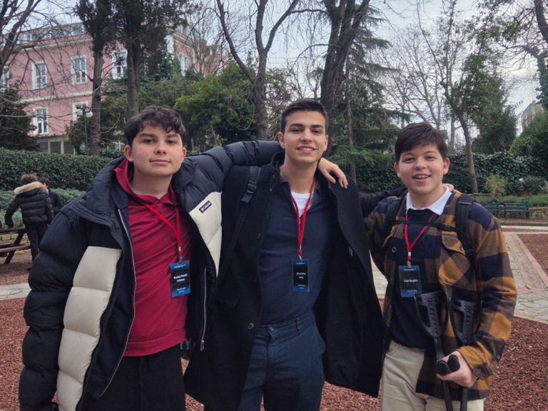 Öğrencilerimiz CODEFEST’26’da Terakki’yi Başarıyla Temsil Etti